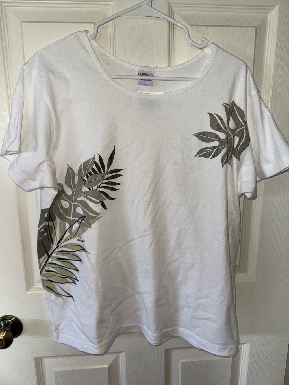 White Botanical Print Short-Sleeve Women's Tee